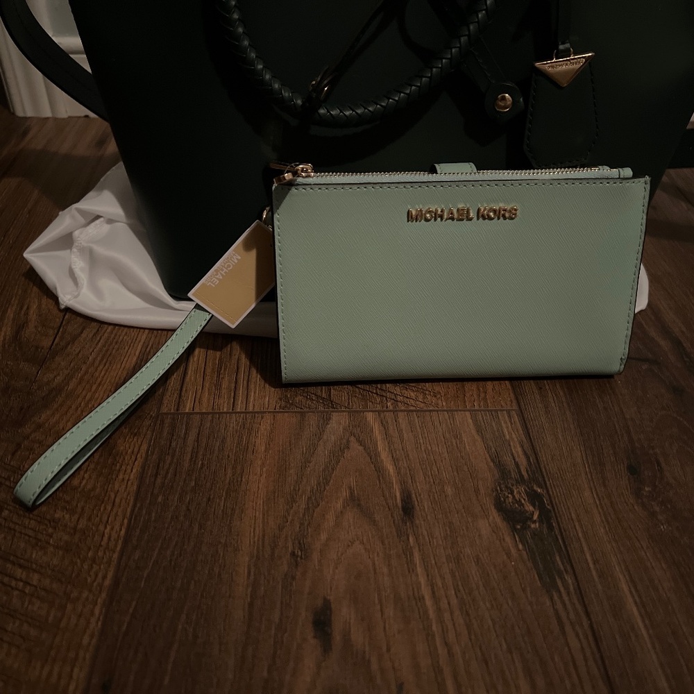 Michael Kors double zip wrist wallet